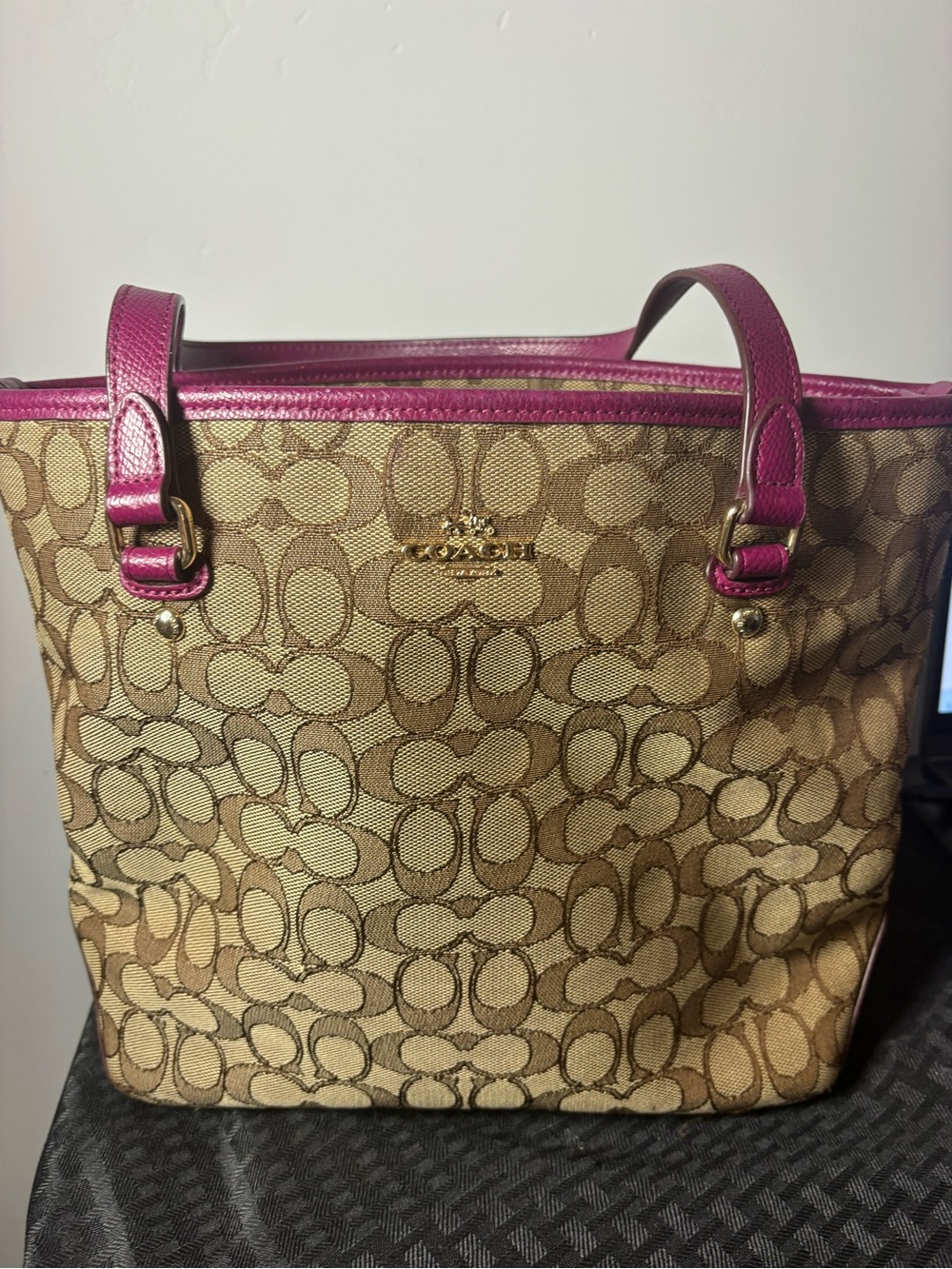 Coach Signature Canvas Tote with Pink Leather Trim - Picture 2 of 6